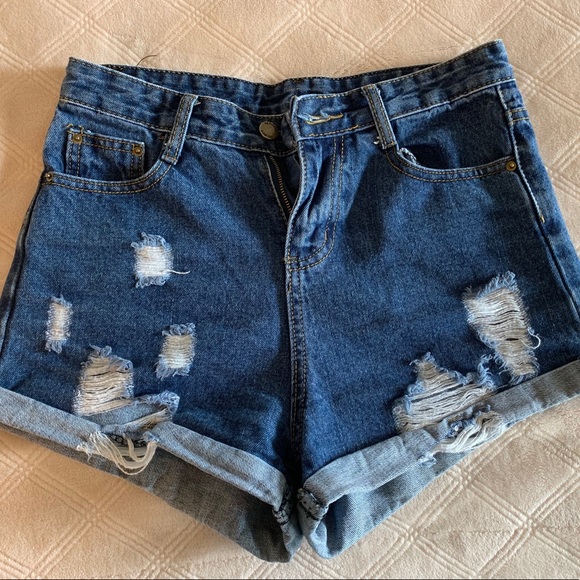 High waisted shorts - Picture 1 of 3